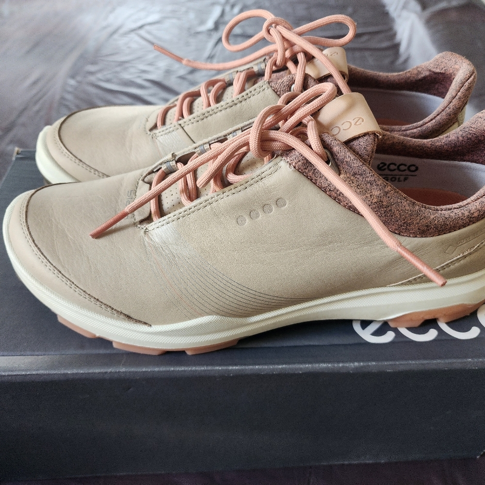 ECCO BIOM Hybrid 3 GTX Golf Shoes Yak Leather Oyster-Muted Clay Waterproof